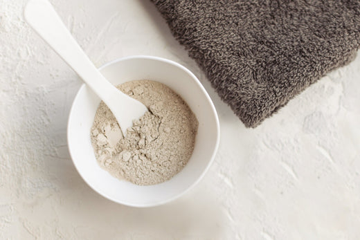 Clarifier ses cheveux naturellement